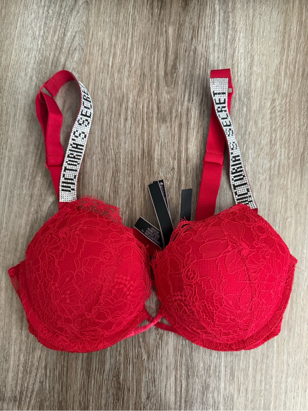 Victoria's Secret Red Lace Shiny Strap Push-Up Bra Adds 2 Cups
